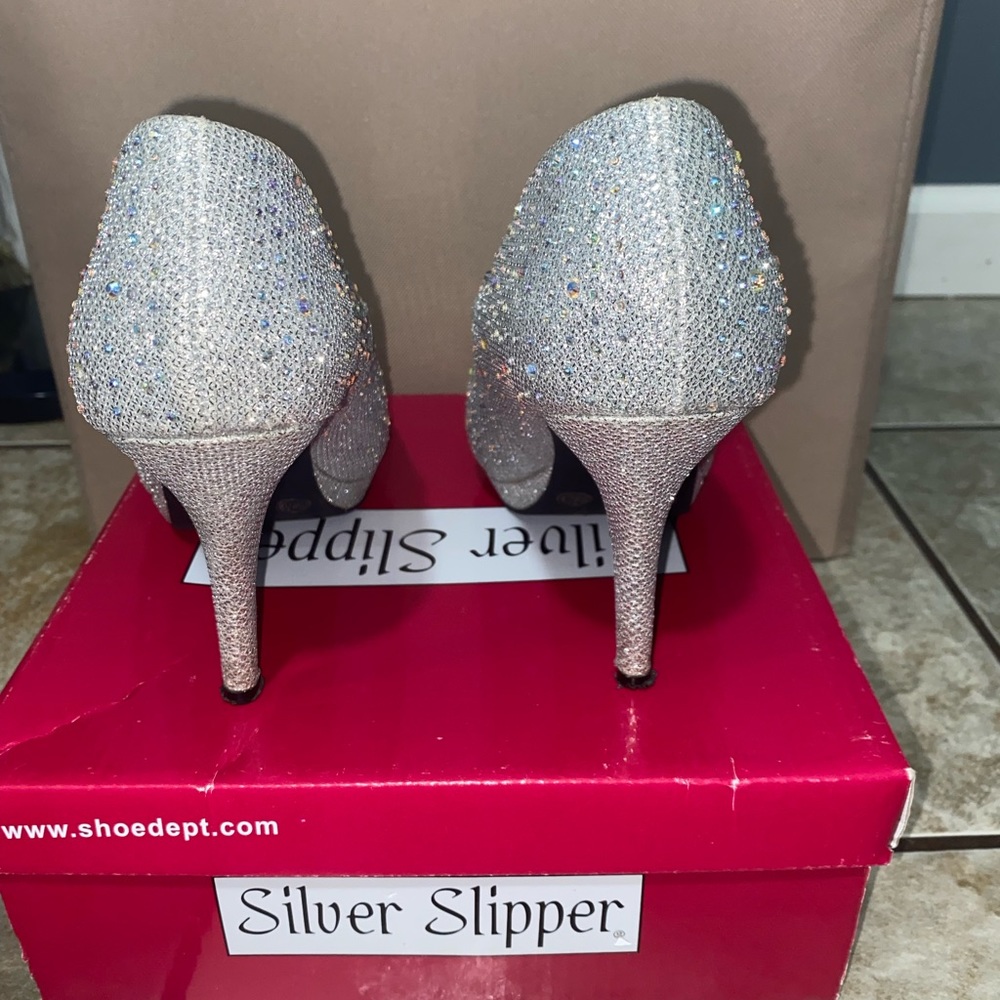 Silver heels with rhinestones size 7
